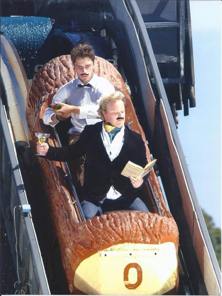 10 Of The Funniest Roller Coaster Photos Ever Taken