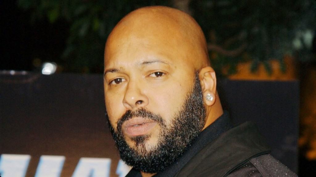 Suge Knight Collapses In Court After $25 Million Bail Set