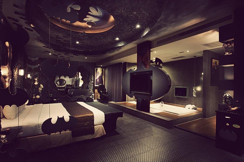 Themed Motel is Making Batman Fans’ Dreams Come True
