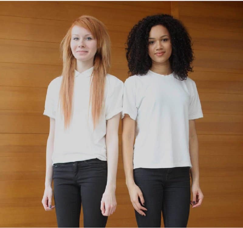 You Won’t Believe These Two Sisters Are Twins