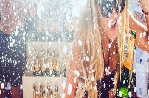17 Reasons Why Party Girls Are More Successful