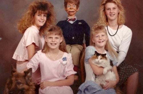 20 Family Photo Fails That Will Make You Cringe