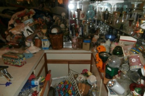 10 Signs You May Be A Hoarder