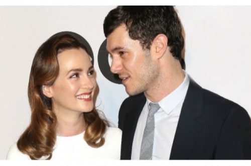 Leighton Meester And Adam Brody Expecting Their First Child