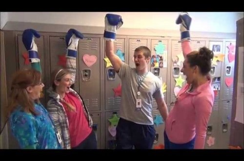 Minnesota Nurses Create Touching ‘Fight Song’ Video For Kids Fighting Cancer