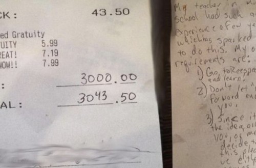 Waitress Left Baffled After Receiving Enormous Tip For The Pay It Forward Movement