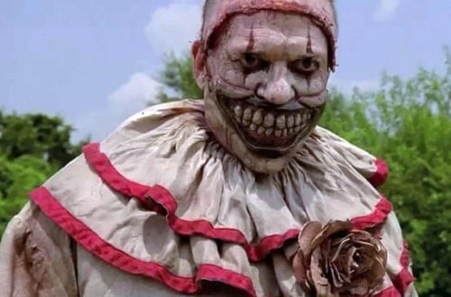 20 Scary Clowns In Movies And TV Shows That Will Give You Nightmares