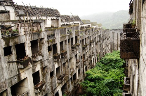 20 Strangely Beautiful Places That Are Completely Abandoned