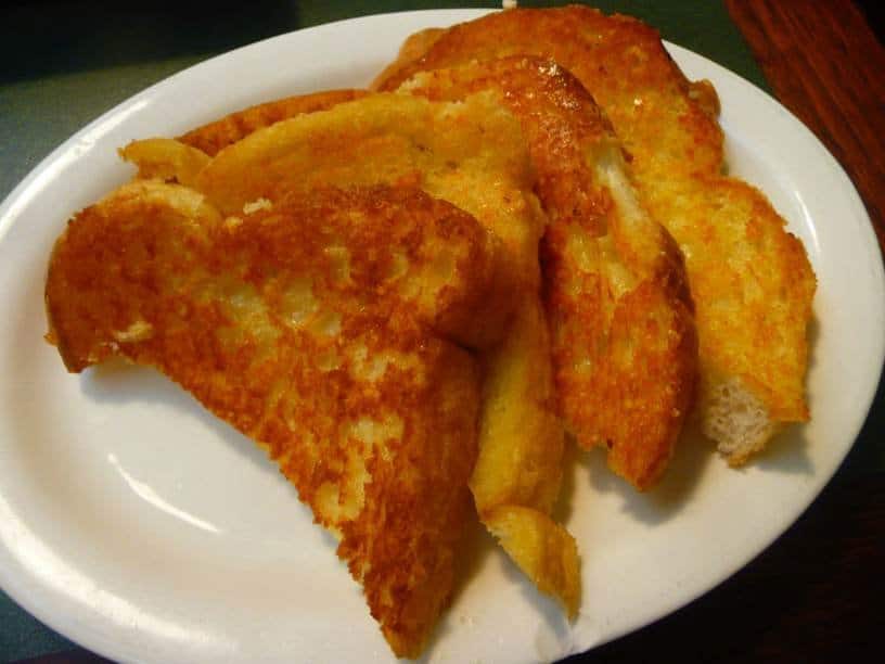 Official Sizzler Cheese Bread Recipe Has Been Revealed!