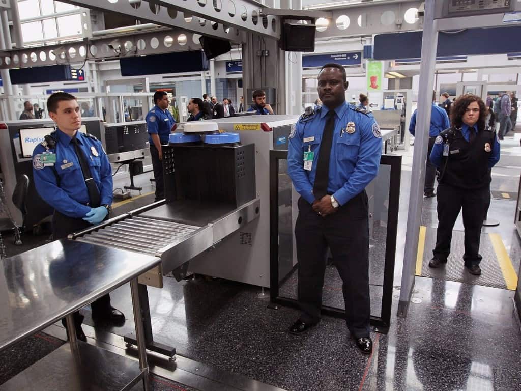 Undercover Investigators Managed To Smuggle Weapons Through Airport Security 95% Of The Time