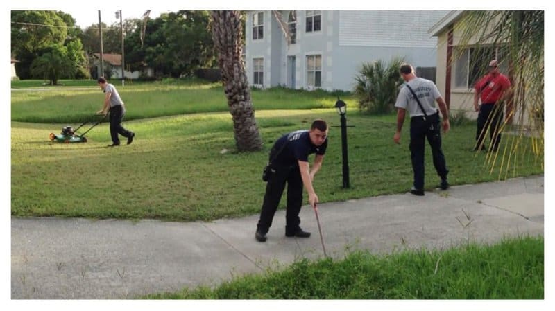 Firefighters Mow Man’s Lawn After He Suffers A Heart Attack