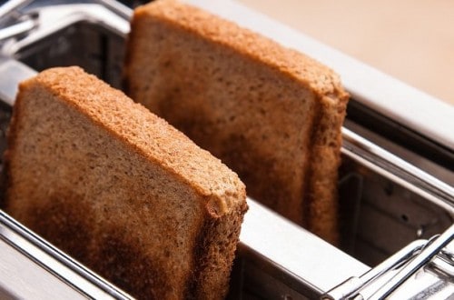 75 Year Old Woman Dies After Eating Toast