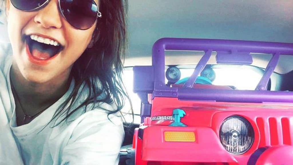 Texas Student Cruises Around In Toy Jeep After Losing License