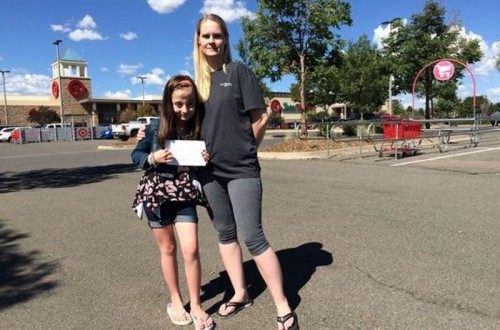 Woman Gets Rude Note For Handicap Parking With Disabled Daughter