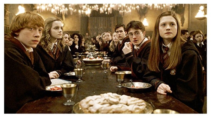 Harry Potter Fans Can Now Have Christmas Dinner In Hogwarts’ Great Hall