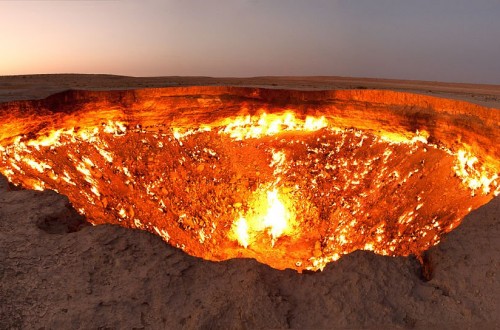 10 Shockingly Dangerous Sinkholes Around The World