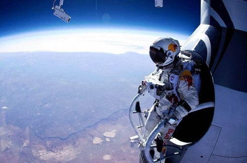 10 Of The Craziest Daredevils In The World