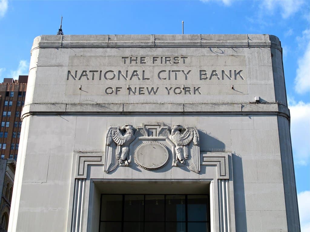 1 first bank. National City Bank of New York. First National Bank здание. «City Bank of New York 1831 год. Банки Америки.