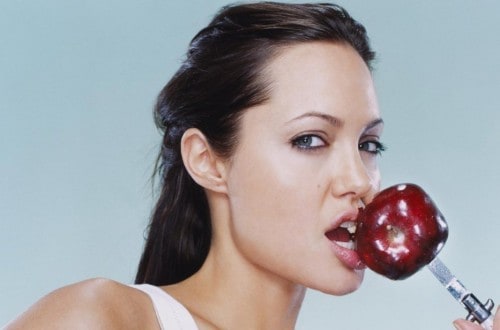 10 Healthy Benefits From Eating Apples