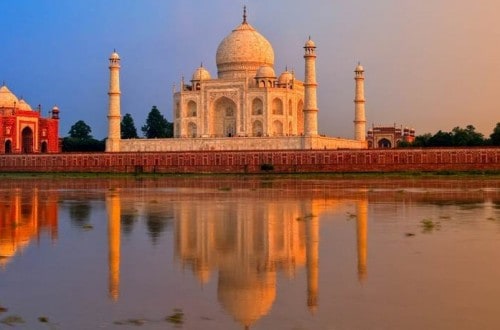 10 Shocking And Interesting Facts About India