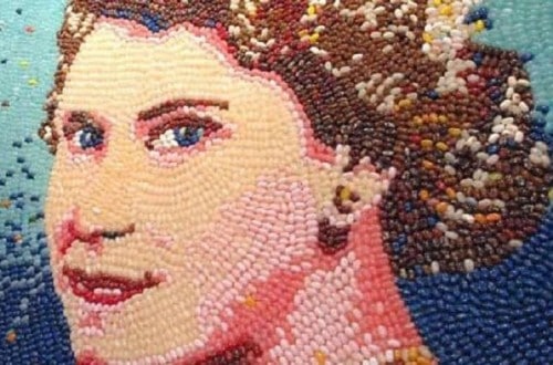 10 Stunning Mosaic Artworks Using Unconventional Materials