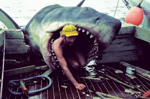10 Crazy Behind The Scenes Photos From Your Favorite Movies
