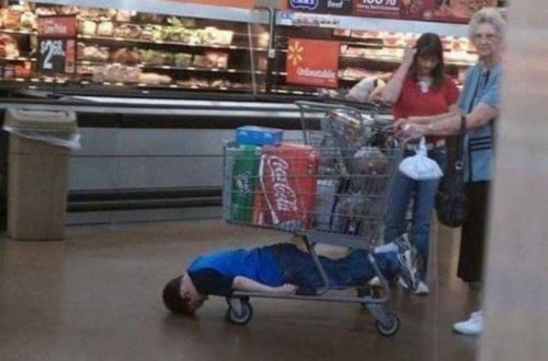 10 Hilarious Photos That Show How Shopping With Kids Is An Uphill Battle