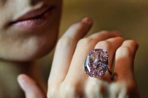 10 Most Expensive Pieces Of Jewelry In The World