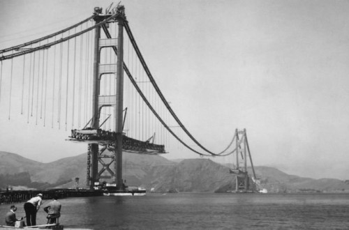 10 Photos Of Iconic Landmarks Before They Were Completed