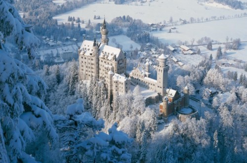 10 Astounding Fairytale-Like European Castles And Chateaus