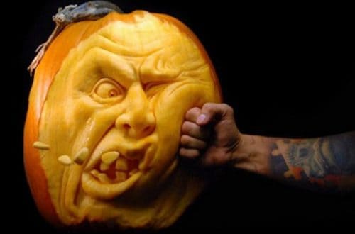 10 Awesome And Weird Pumpkin Carvings