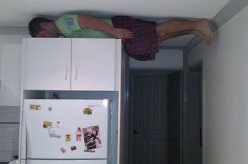 10 Hilarious Examples Of Extreme Planking
