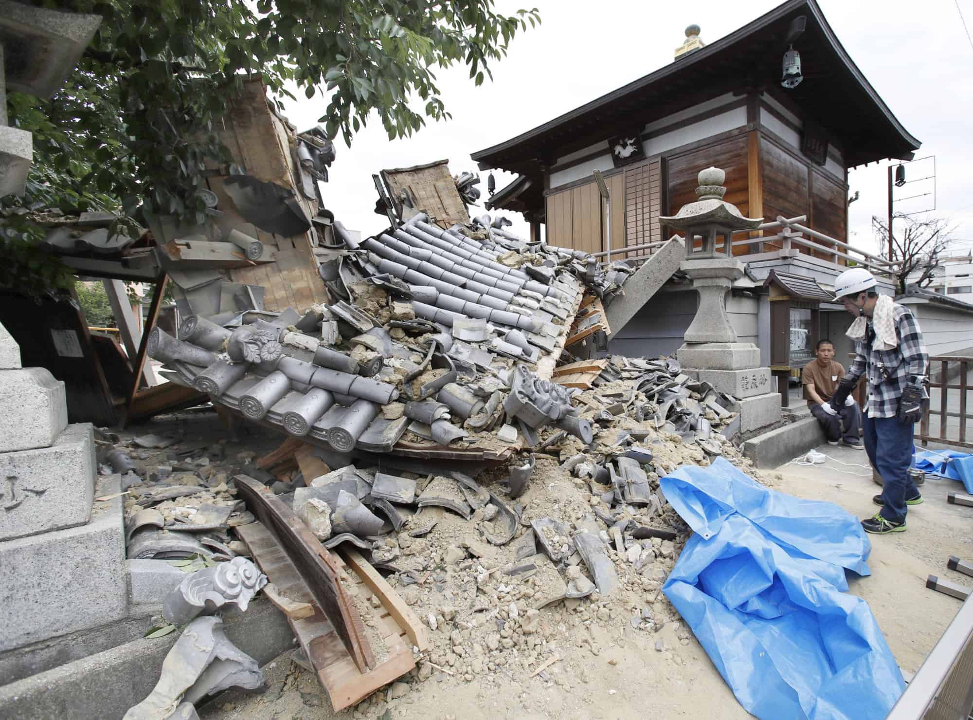 Japan: 3 Dead & 200 Injured After 6.1 Magnitude Earthquake Shook Osaka