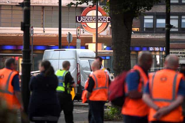 Explosion In London Underground Leaves 2 Hospitalized