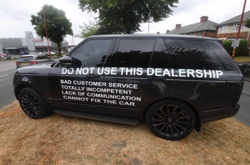 Range Rover Owner Parks Car Outside Dealership Plastered With Warnings